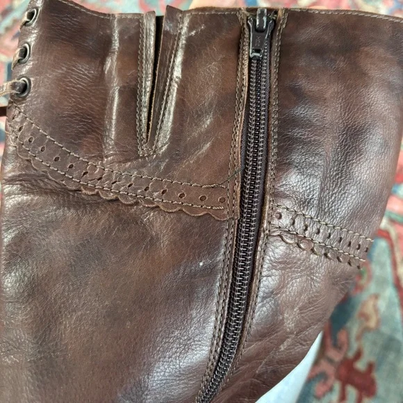 La Canadienne Made in Canada Brown Leather Women's Boots with Kitten Heel, 10 - Picture 5 of 7